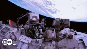 China enviará por primera vez un civil al espacio | El Mundo | DW