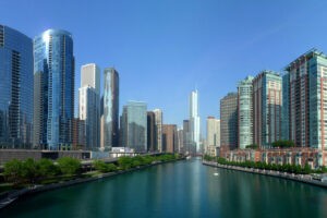 Cuando Chicago se propuso la colosal tarea de cambiar el sentido de su río más importante (para siempre)