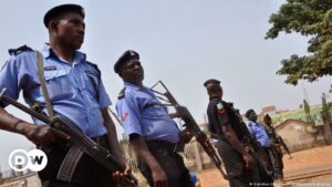 Cuatro muertos en ataque a convoy de EE.UU. en Nigeria | El Mundo | DW