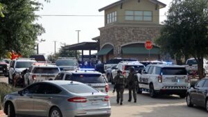 El autor del tiroteo mortal en un centro comercial de Texas era un supremacista blanco