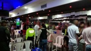 Explotación sexual: en Cartagena sellan bar ‘Chica Linda’ - Otras Ciudades - Colombia
