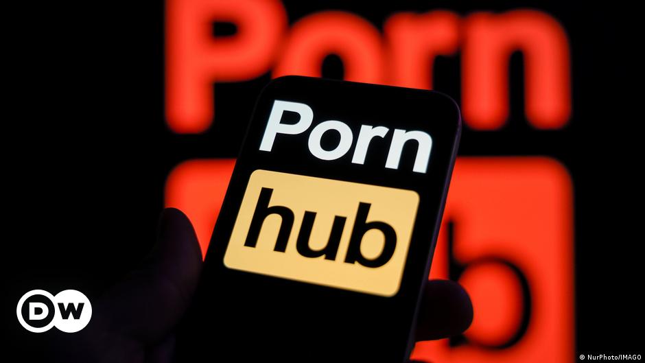 La UE endurece las normas para grandes plataformas del porno – DW – 20/12/2023