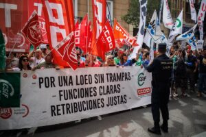 Funcionarios de Justicia amenazan con huelga total desde el 22 de mayo si el Gobierno no hace una oferta económica