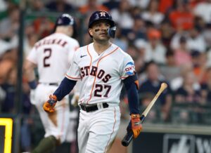 José Altuve regresa a la alineación de los Astros de Houston y rompe un récord más