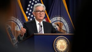 La Fed aumenta tasas, pero dice que podría hacer una pausa