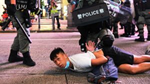 Los detenidos por el asalto al Parlamento de Hong Kong se enfrentan a penas de hasta cadena perpetua