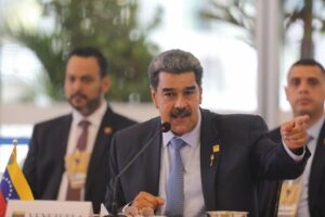 Maduro pidió en cumbre sumar esfuerzos para nueva etapa de cooperación