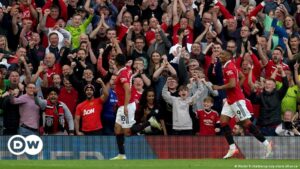 Manchester United toma último boleto inglés para la Champions | El Mundo | DW