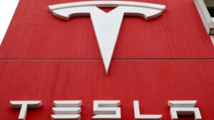 Tesla producirá litio para 1 millón de vehículos en una fábrica de Texas: Musk