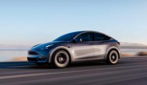 Tesla ya fabricaría el Model Y base en Alemania