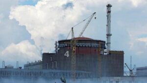 Ucrania asegura que Rusia estaría planeando un gran accidente en la central nuclear de Zaporizhzhia – SuNoticiero