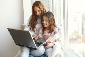 qué es y cómo resguardar la información de nuestros hijos e hijas en Internet
