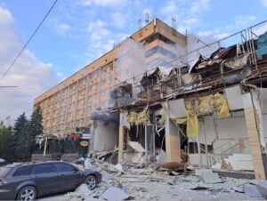 Ascienden a ocho los muertos tras un bombardeo ruso en Kramatorsk, Donetsk