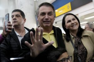 Bolsonaro es inhabilitado polticamente por abuso de poder y sus parlamentarios ya buscan amnistiarlo