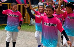 Con una tarde de recreación reciben a los imbatibles Rancheros por ganar la III Copa del Estadal de Clubes de Campeones en Béisbol Infantil "A" 2023