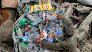 Día Mundial del Medio Ambiente 2023 enfocado en contaminación de plásticos