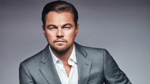 El increíble parecido entre Leonardo DiCaprio y su novia de 22 años que se volvió viral - AlbertoNews