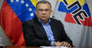 Enrique Márquez renunció a su cargo de rector del CNE