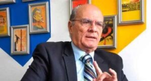 Exmagistrado Román Duque Corredor explica por qué "es nula" la inhabilitación contra María Corina