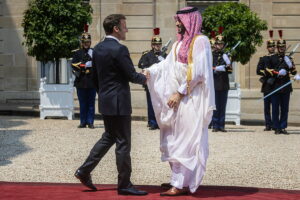 Francia presiona a Arabia saud para que se alinee con Ucrania