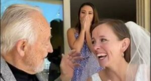 Hombre con alzhéimer reconoció a hija el día de su boda: reacción conmocionó