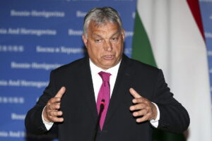 Hungra y Polonia calientan la Cumbre Europea protestando contra el pacto migratorio y avisando de bloqueos al Presupuesto europeo
