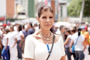 "La polémica entre Amanda Gutiérrez y Mimi Lazo"