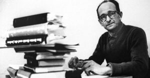 “Llegará la hora en que me sigas, judío”: las palabras de Adolf Eichmann antes de morir para el agente que lo capturó en Argentina