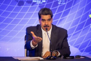 Maduro dinamita el Consejo Nacional Electoral a cuatro meses de las primarias opositoras