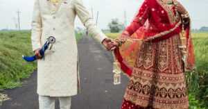 Miles de novias en la India son abandonadas por novios que migran