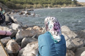 Mueren decenas de migrantes en nuevo naufragio frente a Grecia