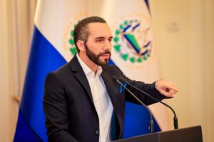 ONG exigen detener "política de terror" en régimen de excepción en El Salvador