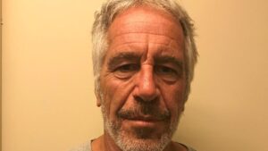 Una combinación de "negligencias" permitió el suicidio de Epstein, según el Departamento de Justicia de EEUU