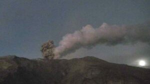 Volcán Nevado del Ruiz: actividad del 4 de junio; todavía hay posibilidad de erupción - Otras Ciudades - Colombia