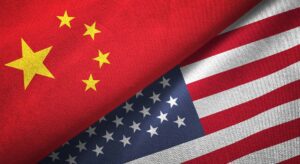 Yellen admite que EEUU y China compiten, pero pide "hacerlo bajo unas reglas"