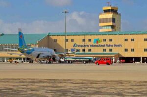 Aruba extiende restricciones de vuelos comerciales desde Venezuela por tres meses