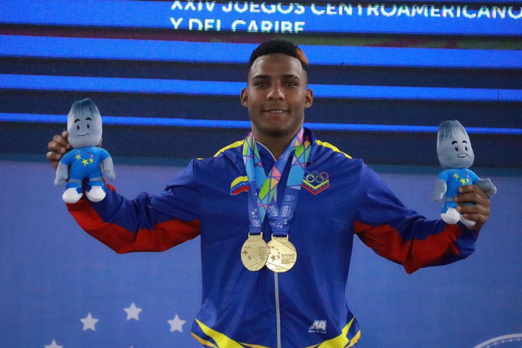 Atletas guaireños sumaron una docena de medallas en El Salvador