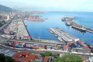 Cámara de Aduaneros de La Guaira registra cerca de 70% de caída en las importaciones