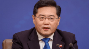 China destituye a su ministro de Exteriores