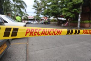 Cierre de la vía Ibagué - Cajamarca por accidente que dejó dos muertos - Otras Ciudades - Colombia
