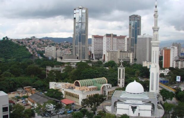 Conoce Parque Central en la ciudad de Caracas