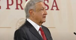Doble revés contra AMLO: INE y TEPJF le prohíben hablar de Xóchitl Gálvez y temas electorales
