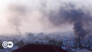 El Ejército israelí sigue atacando Yenín y ya hay 5 muertos – DW – 03/07/2023