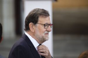 El joven que atacó a Rajoy en Pontevedra agrede a un periodista de La Voz de Galicia