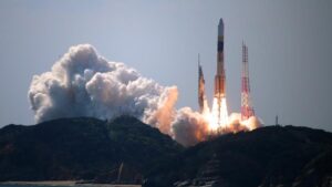 El motor de un cohete espacial japonés explota durante una prueba