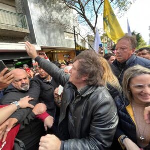 Elecciones 2023, en vivo: Acompañada de Javier Milei, Carolina Píparo lanzó su campaña en la Provincia de Buenos Aires