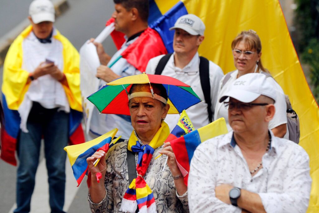 En VIVO: Marcha del 19 de julio, veteranos y reservas de la fuerza pública - Otras Ciudades - Colombia