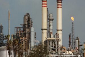 Eni y Repsol lideran proyecto de $1500 millones para capturar metano en Venezuela: Bloomberg