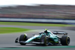 F1: La tctica salva a Fernando Alonso y hunde a Carlos Sainz en Silverstone