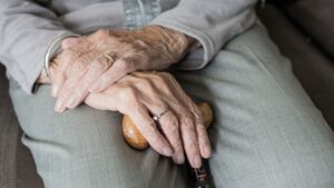 Fuente de la juventud: Investigadores de Harvard revelan posible píldora que “revierte el envejecimiento”